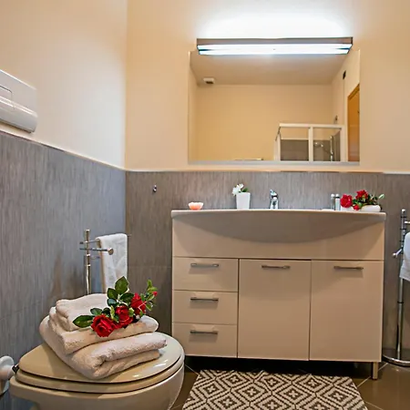 Casa Kristall - Happy Lägenhet Desenzano del Garda